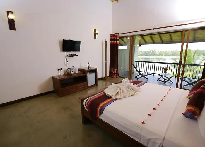 Diya Dahara Lake Resort