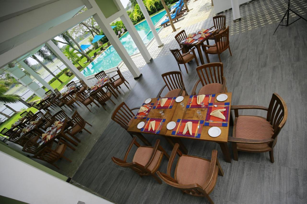 Resort Diya Dahara Lake Resort