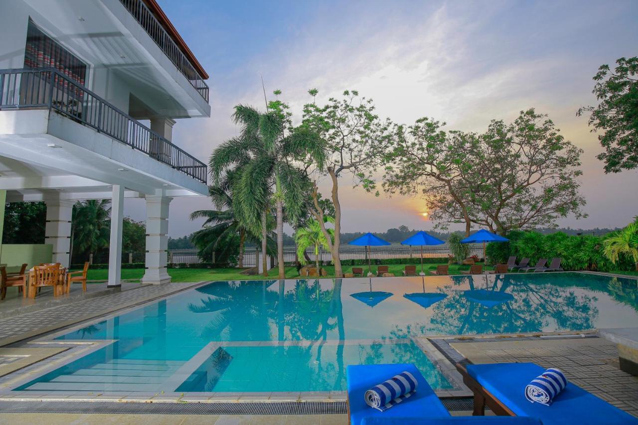 Resort Diya Dahara Lake Resort
