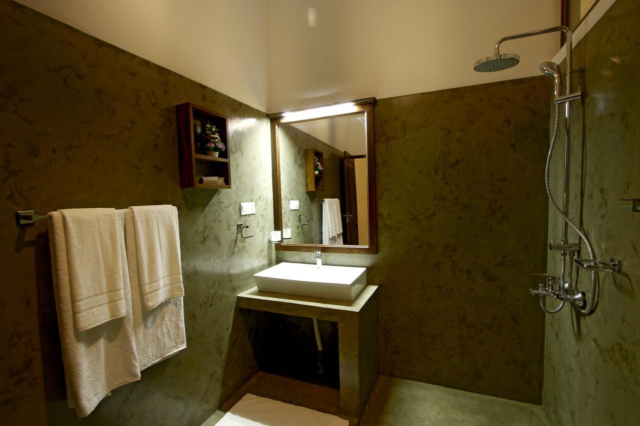 Diya Dahara Lake Resort 4* Tissamaharama