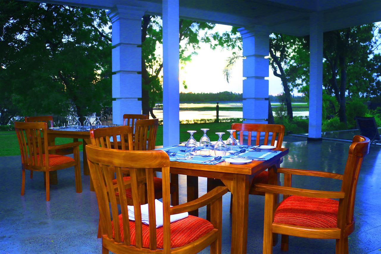 Resort Diya Dahara Lake Resort 4*