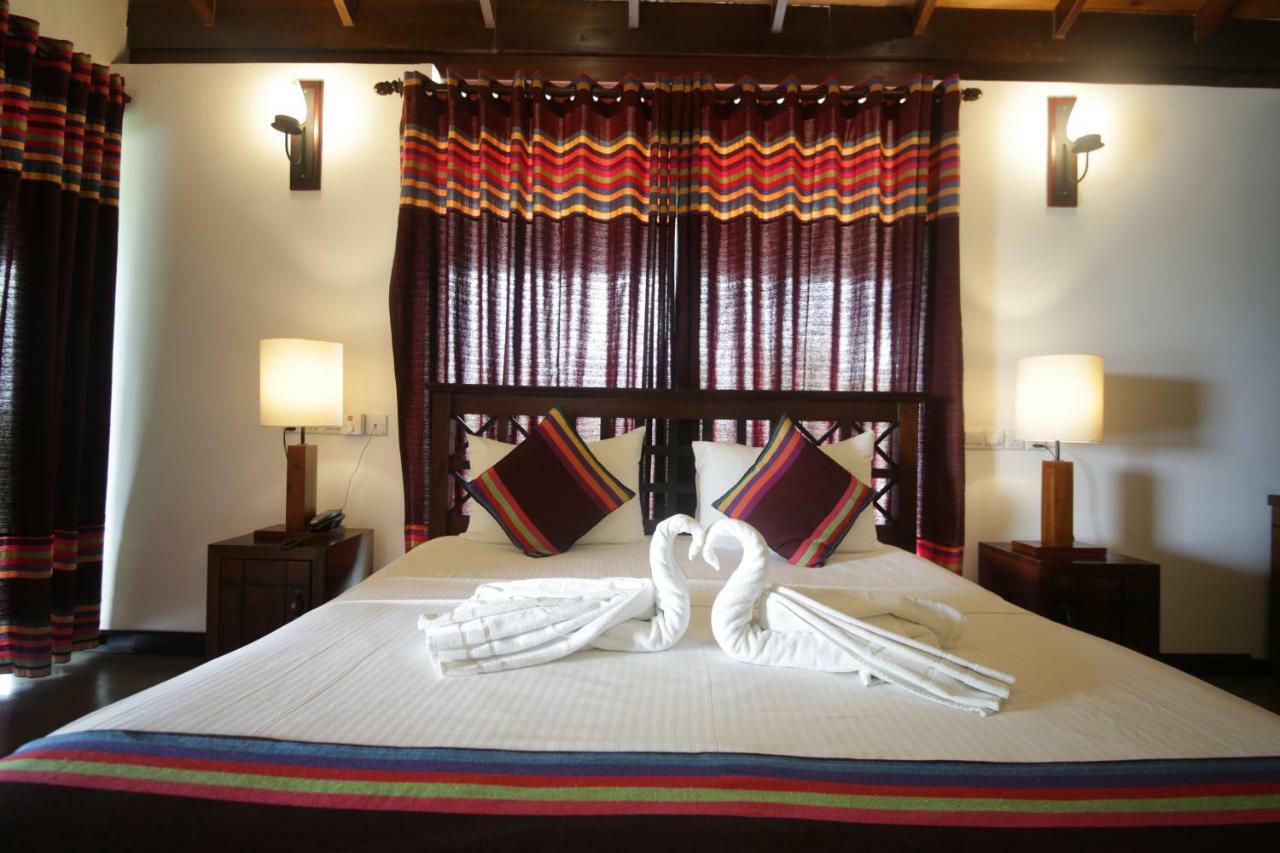 Resort Diya Dahara Lake Resort 4*