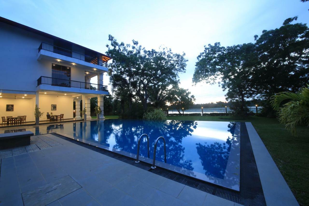 Diya Dahara Lake Resort Resort Tissamaharama