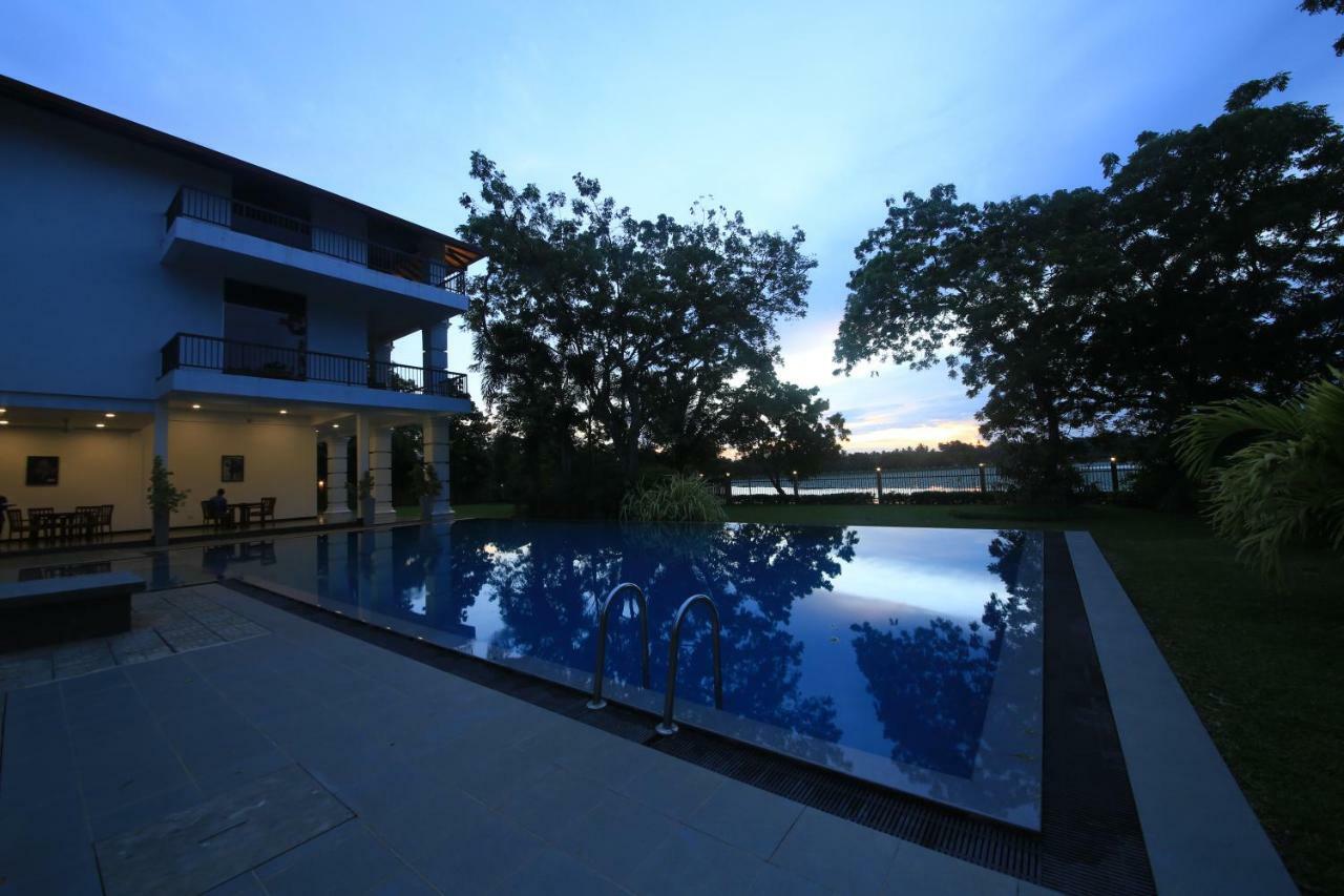 Resort Diya Dahara Lake Resort 4*